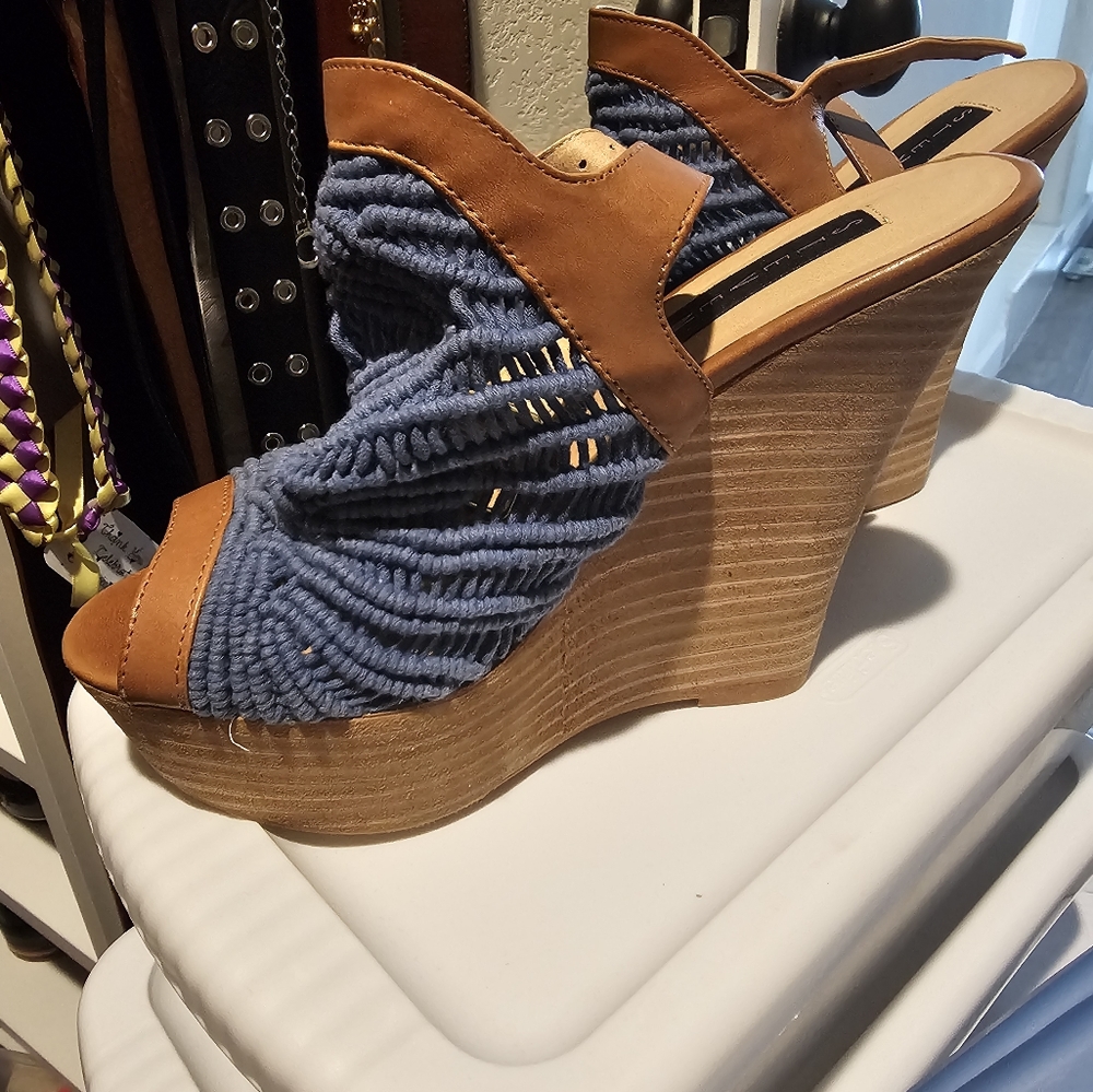 Steve Madden platform sandal